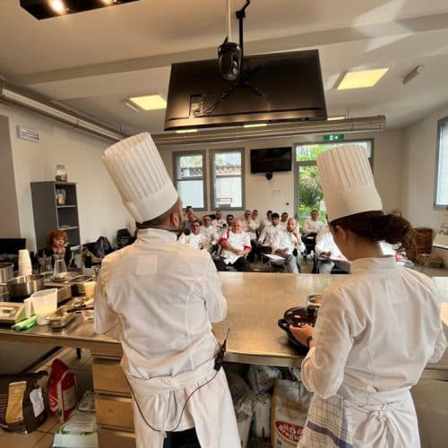 Aula prática no curso de atualização dos Master Instrutores internacionais