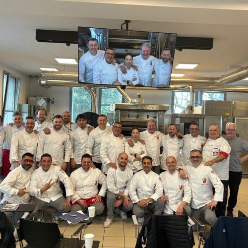 Encerramento e grupo final do curso de atualização dos Master Instrutores internacionais