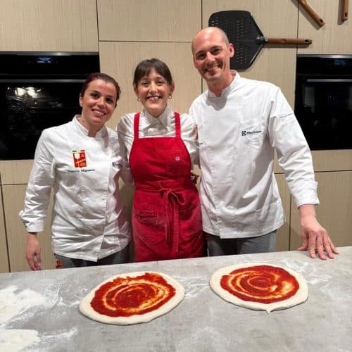 Encerramento da presença da Scuola Italiana Pizzaioli na Design Week de Milão