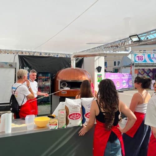 Scuola Italiana Pizzaioli no Taste Space do Bufala Fest Pádua 2026